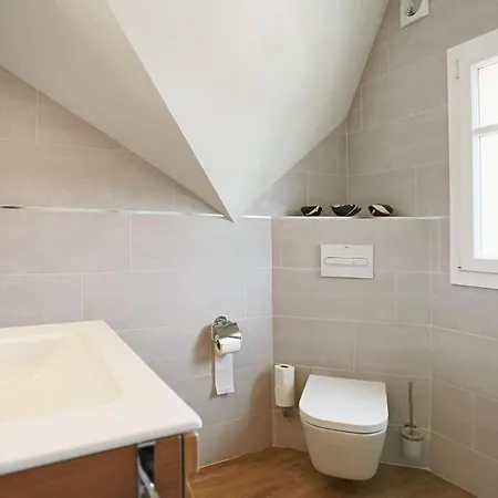 Homestay Villa Estrella - Costa Brava Calella Buitenkant foto
